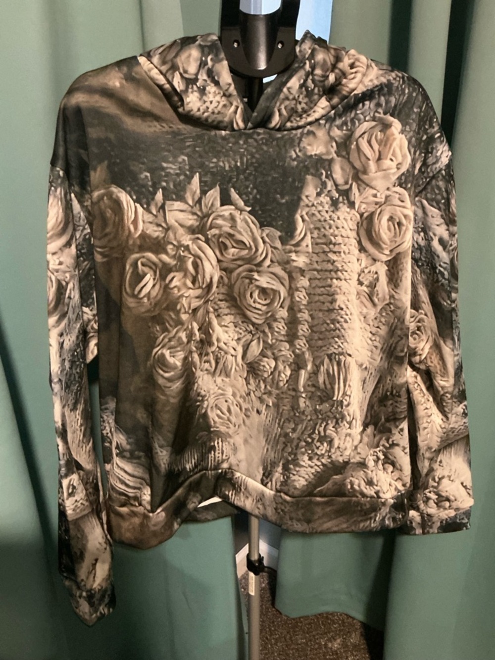 NEW  women’s 2XL Floral Texture Hoodie Top in Neutral Taupe w/soft lining